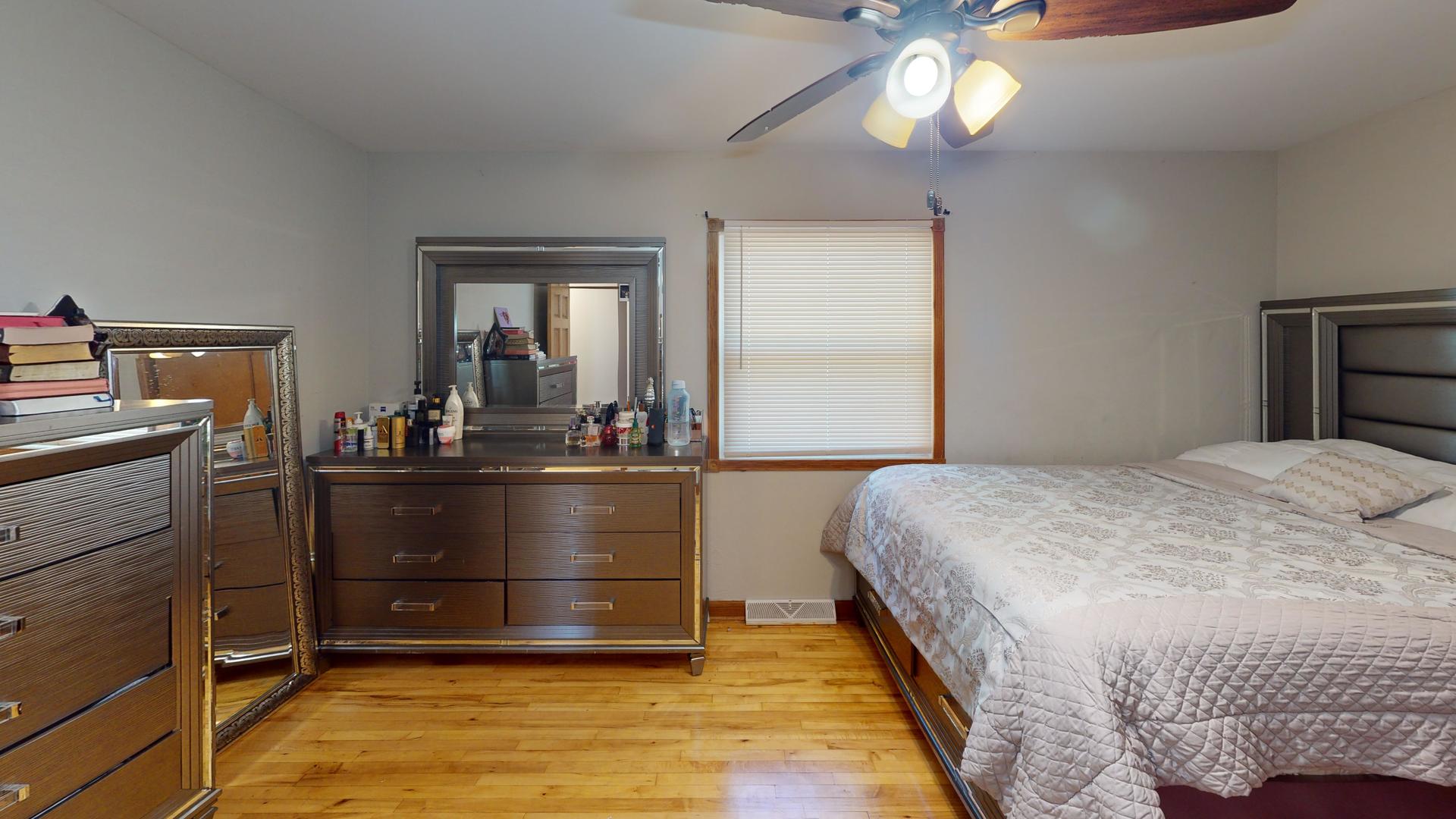 18099 W Valley Drive Property Photo 10