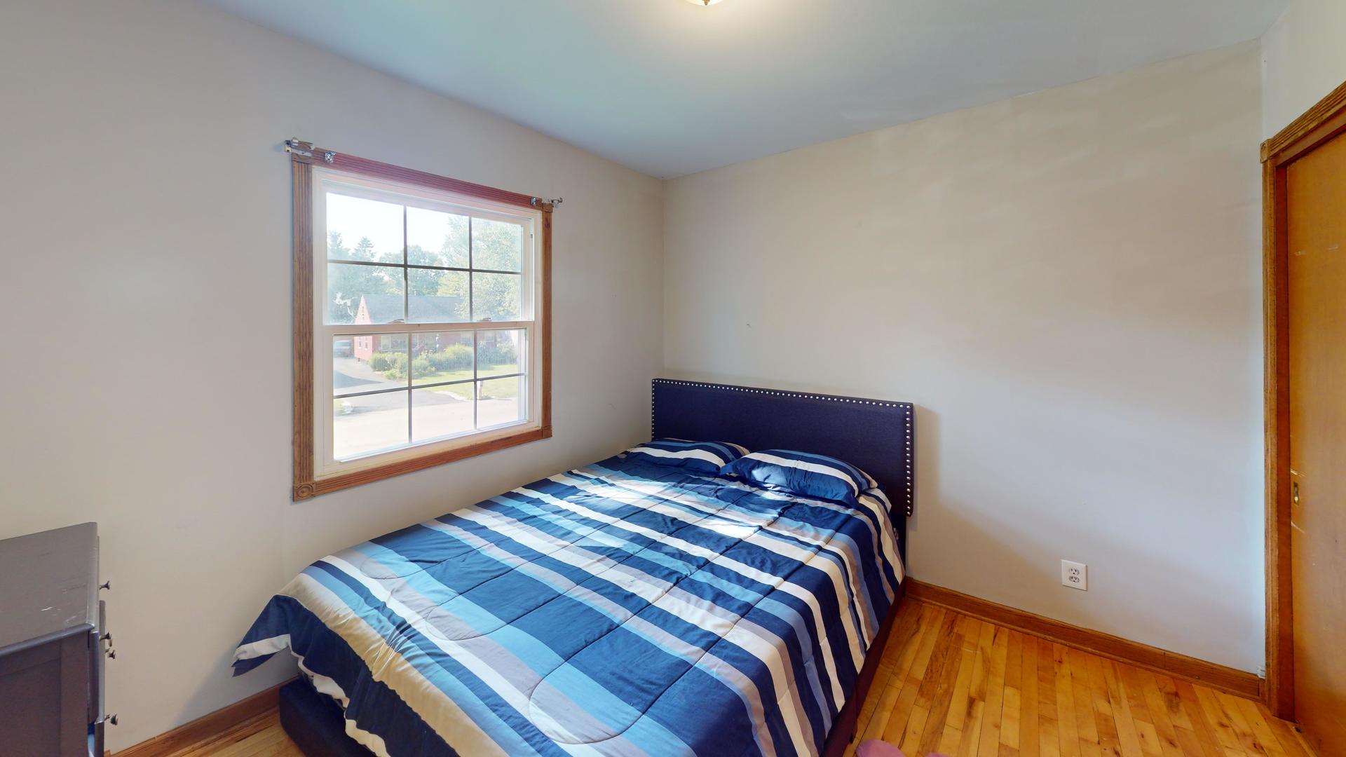 18099 W Valley Drive Property Photo 13