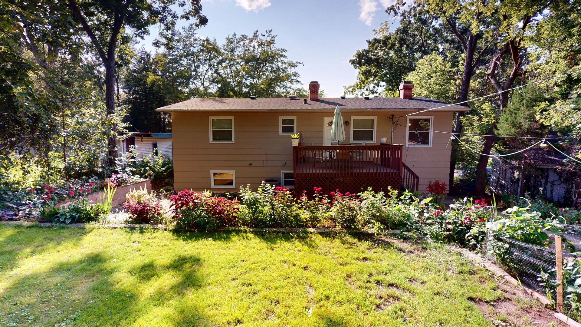 18099 W Valley Drive Property Photo 19