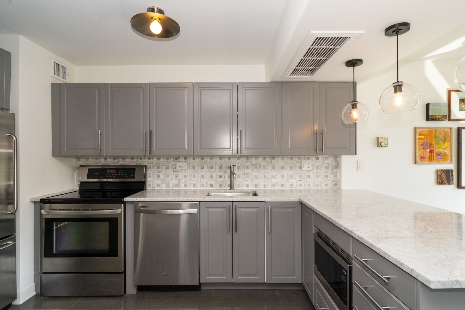 21 W Goethe Street 5g Property Photo 6
