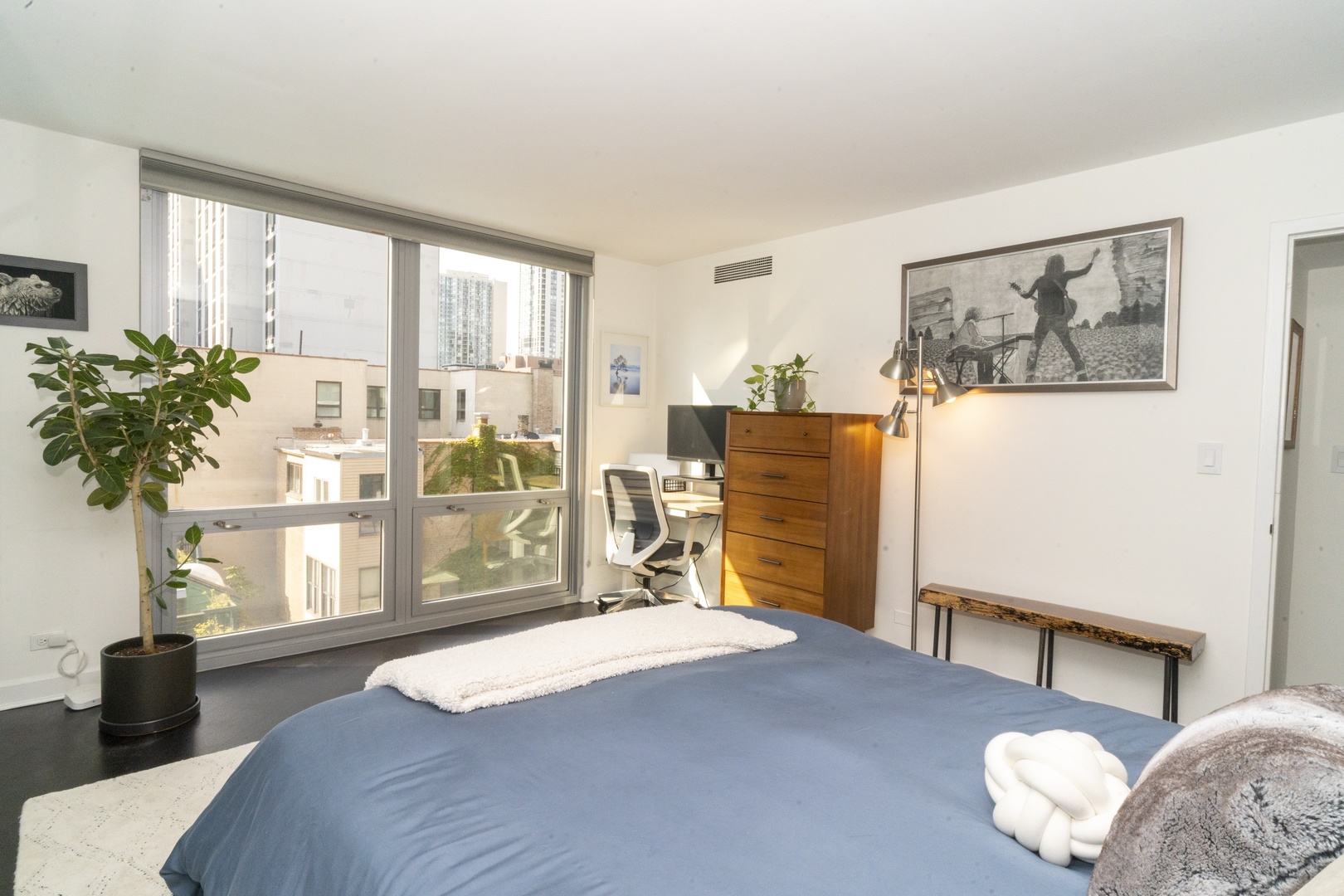 21 W Goethe Street 5g Property Photo 9