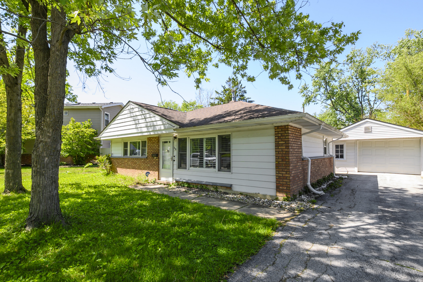 336 Mohawk Street Property Photo 1