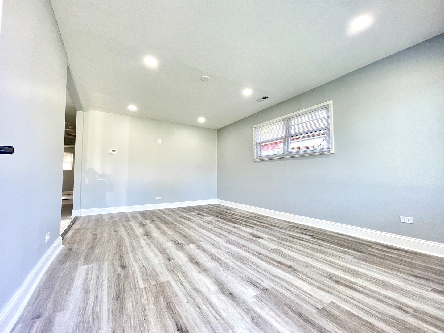 15822 S Ashland Avenue Property Photo 3