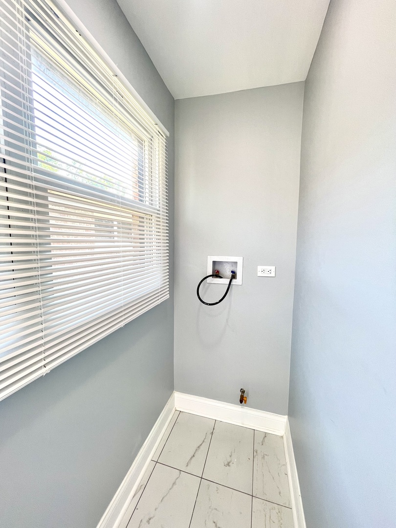 15822 S Ashland Avenue Property Photo 12