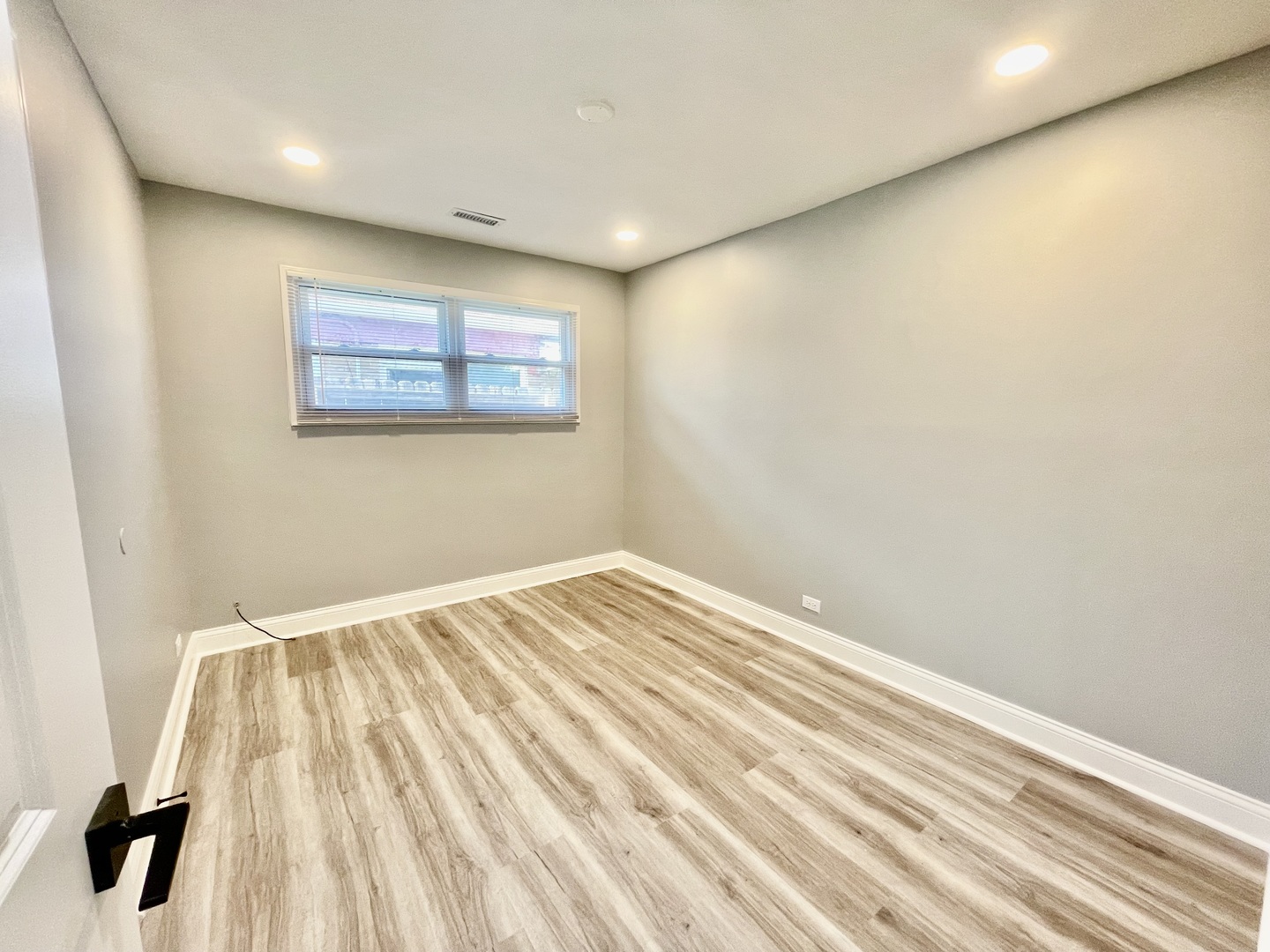 15822 S Ashland Avenue Property Photo 18