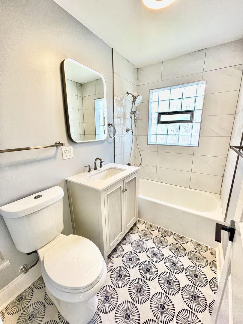 15822 S Ashland Avenue Property Photo 23