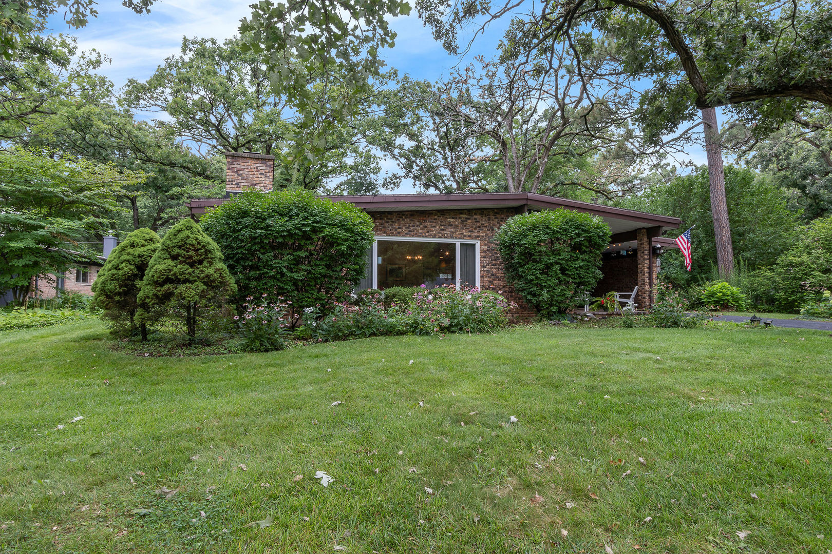 2308 N Sunset Road Property Photo 3
