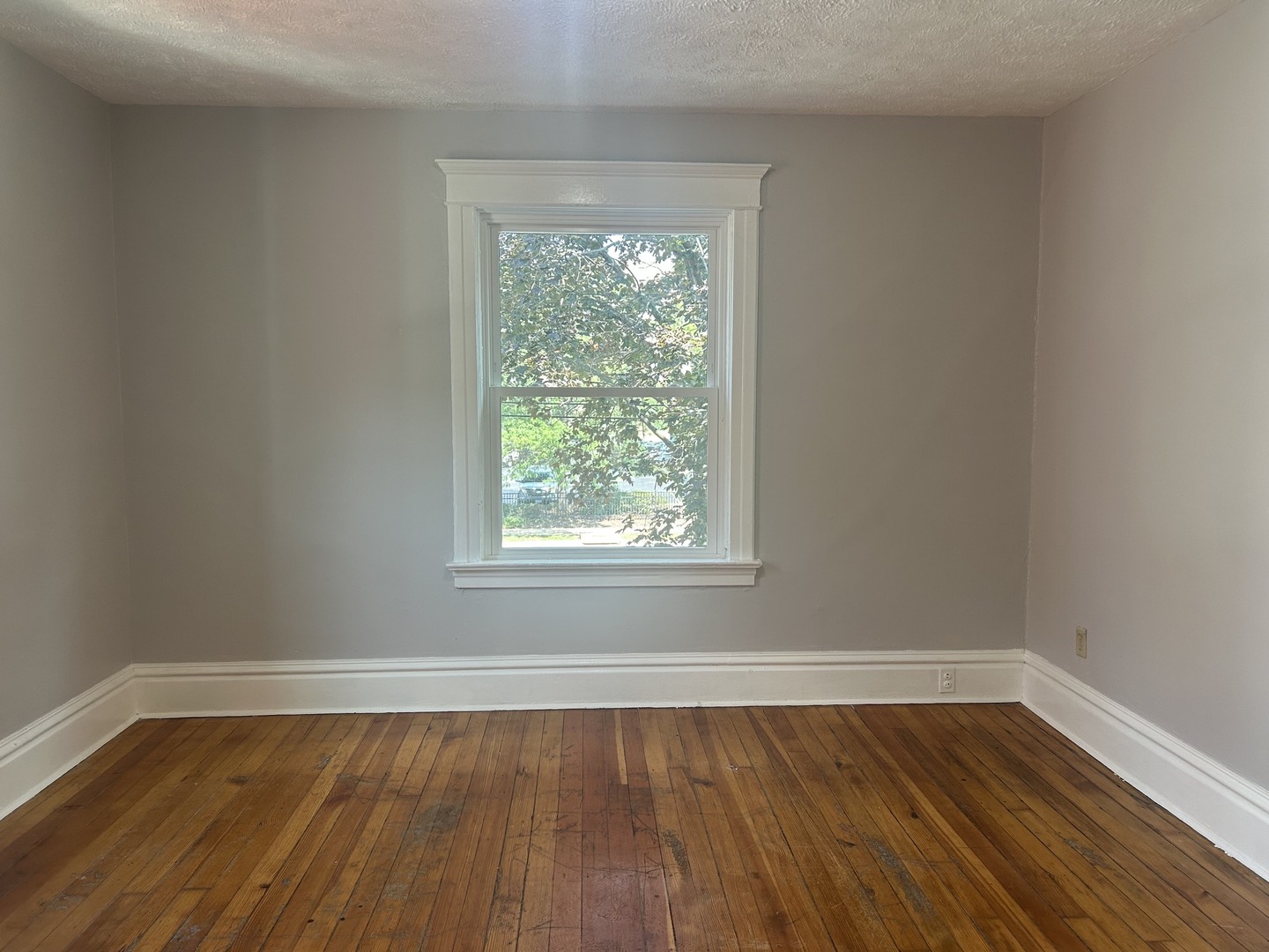 1421 Charles Street Property Photo 2
