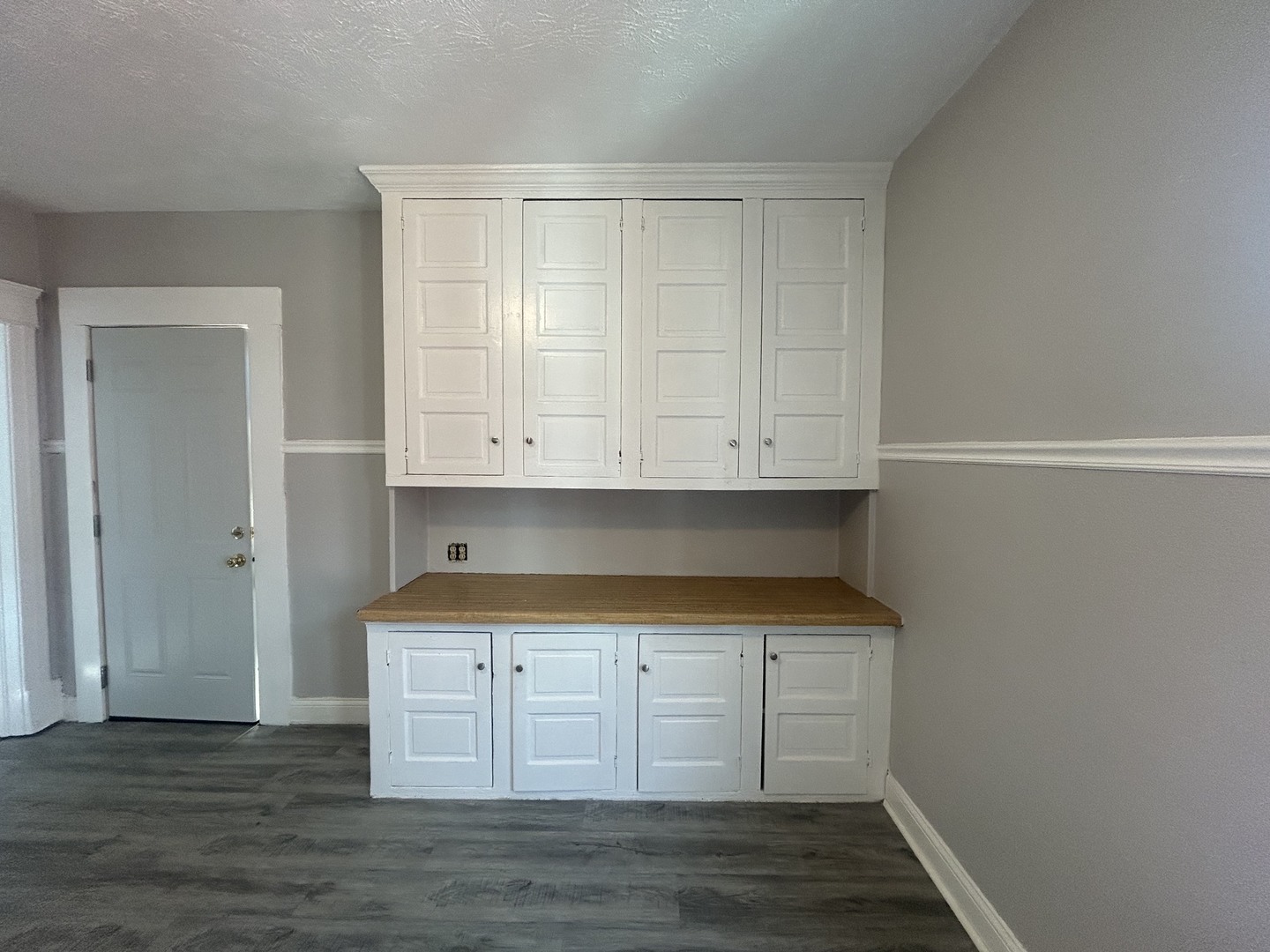 1421 Charles Street Property Photo 12