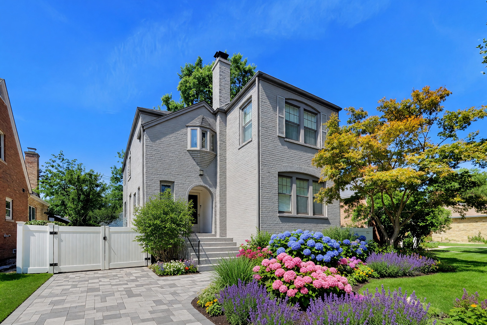1820 S Ashland Avenue Property Photo 3