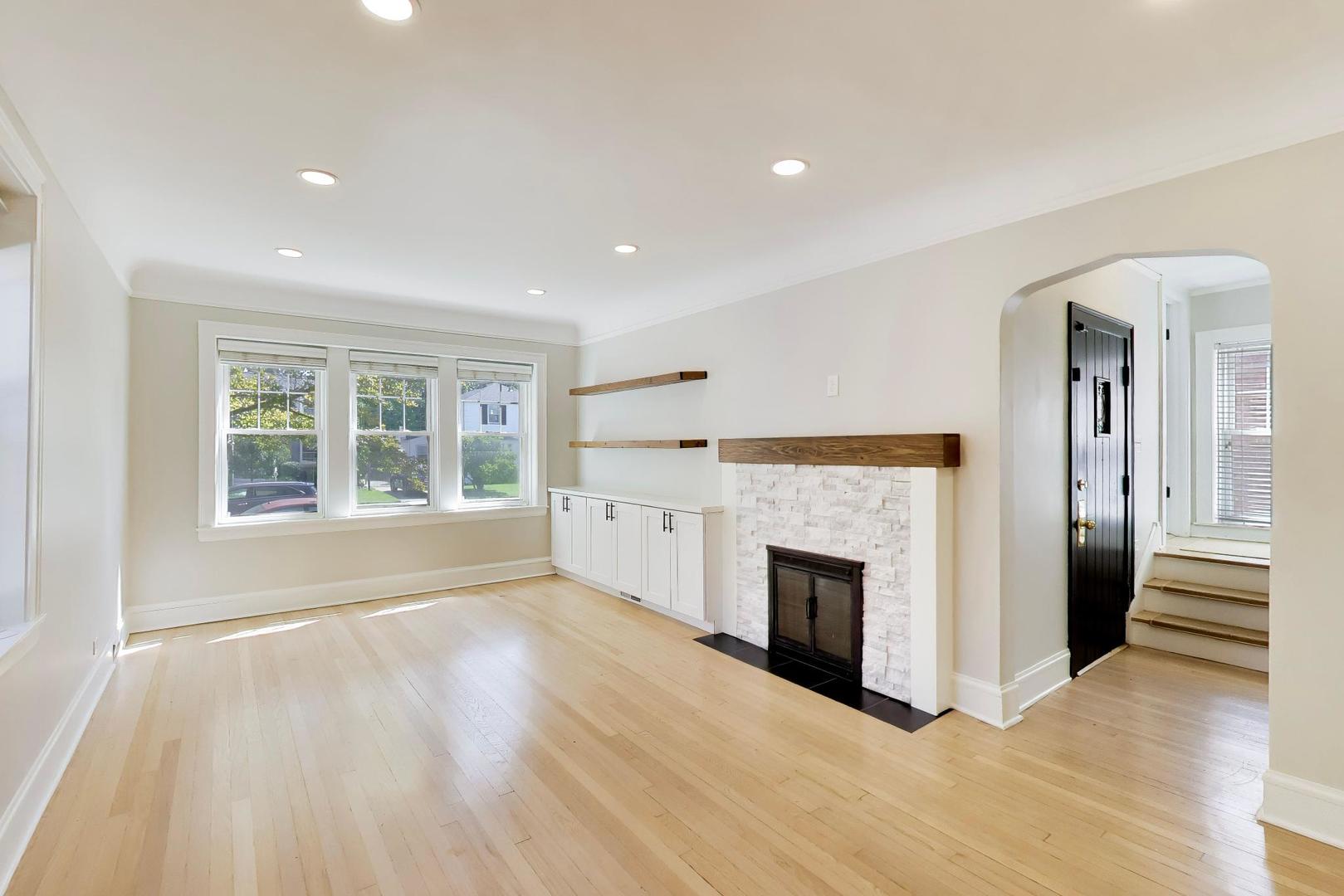 1820 S Ashland Avenue Property Photo 6