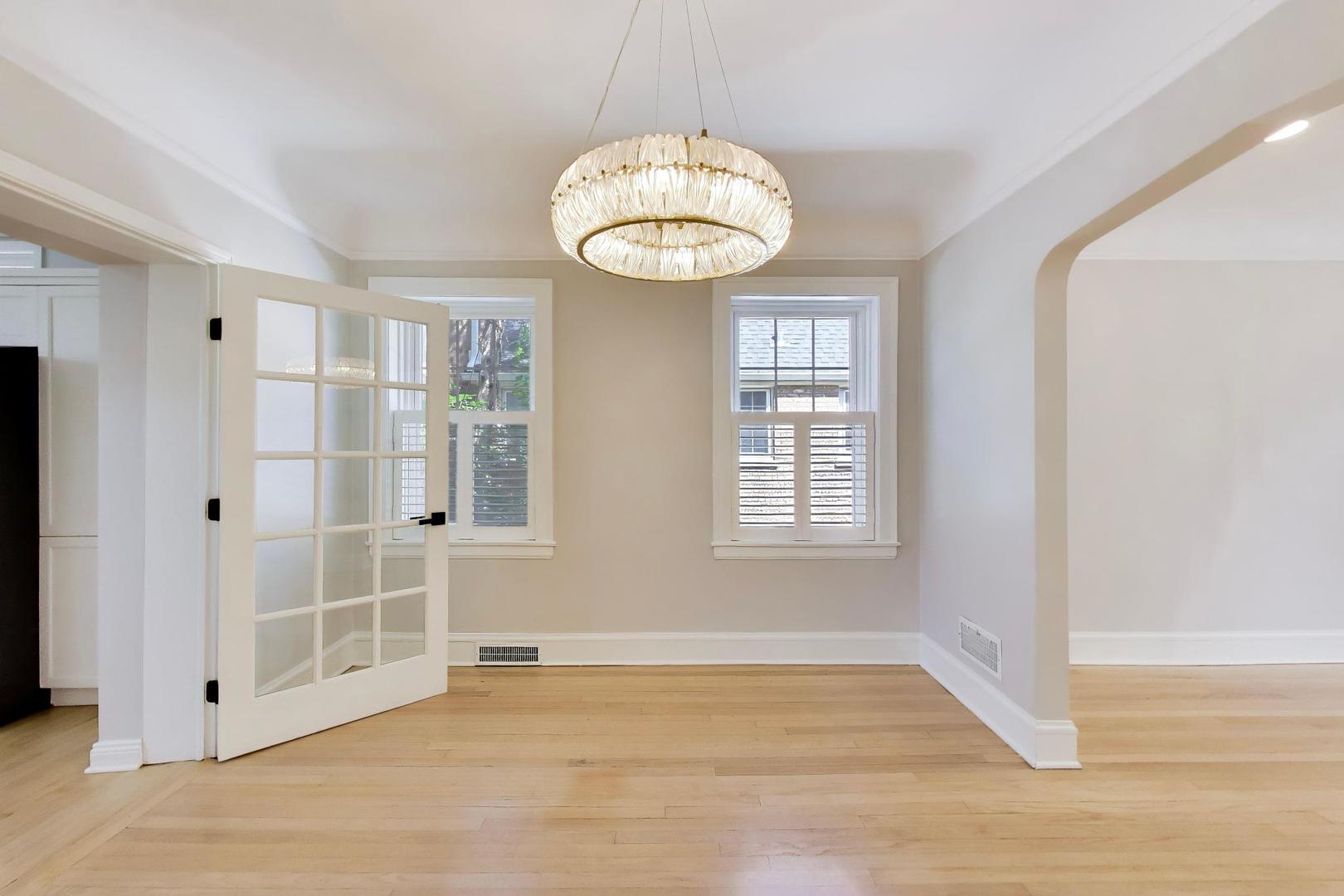 1820 S Ashland Avenue Property Photo 11
