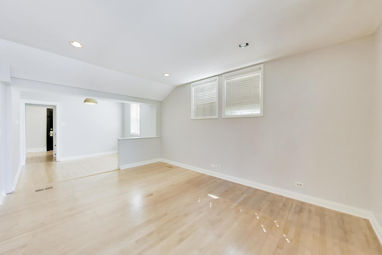 1820 S Ashland Avenue Property Photo 21