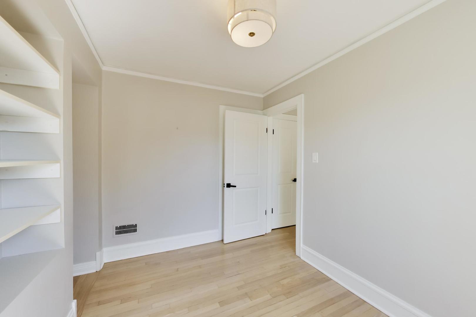 1820 S Ashland Avenue Property Photo 28