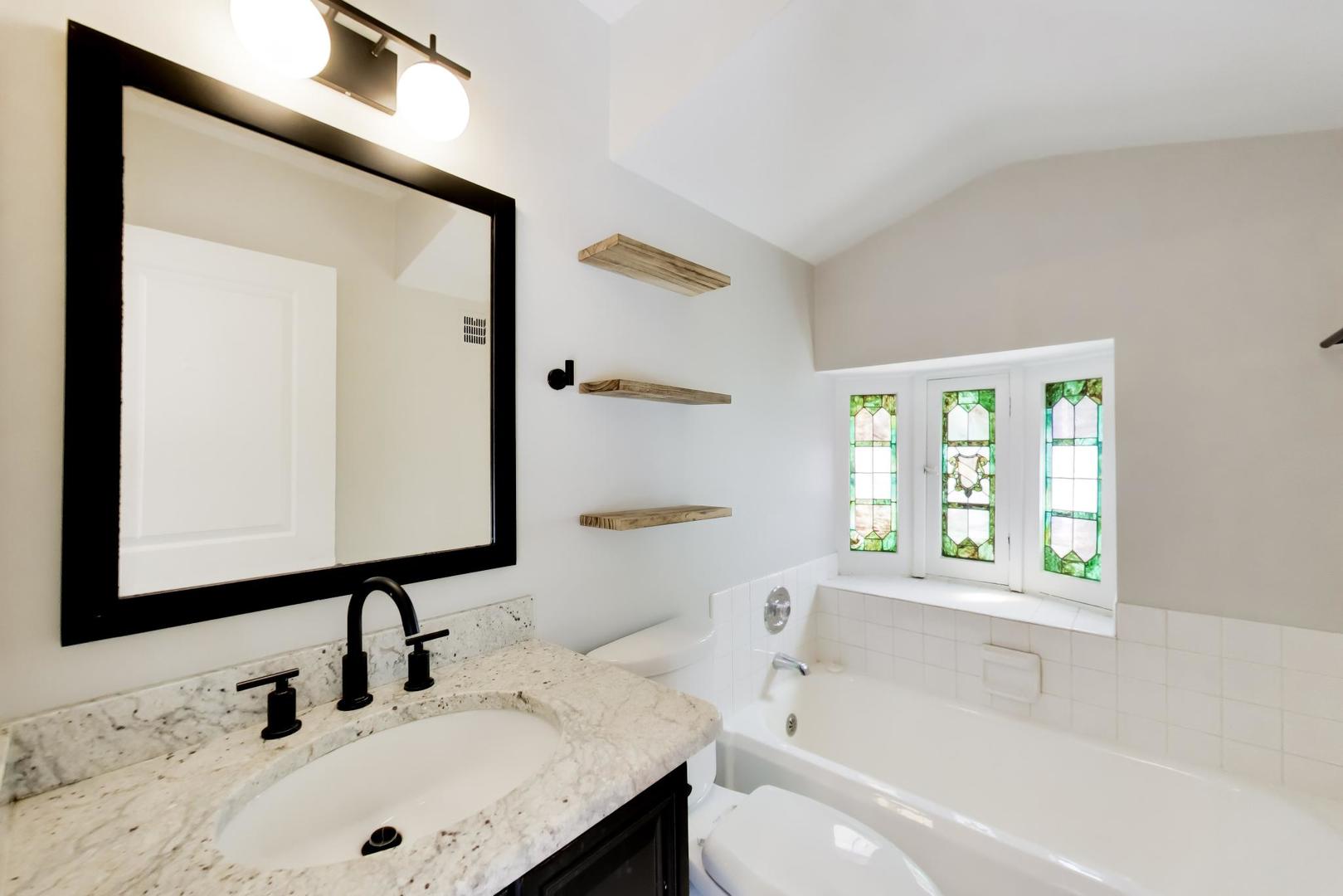 1820 S Ashland Avenue Property Photo 36