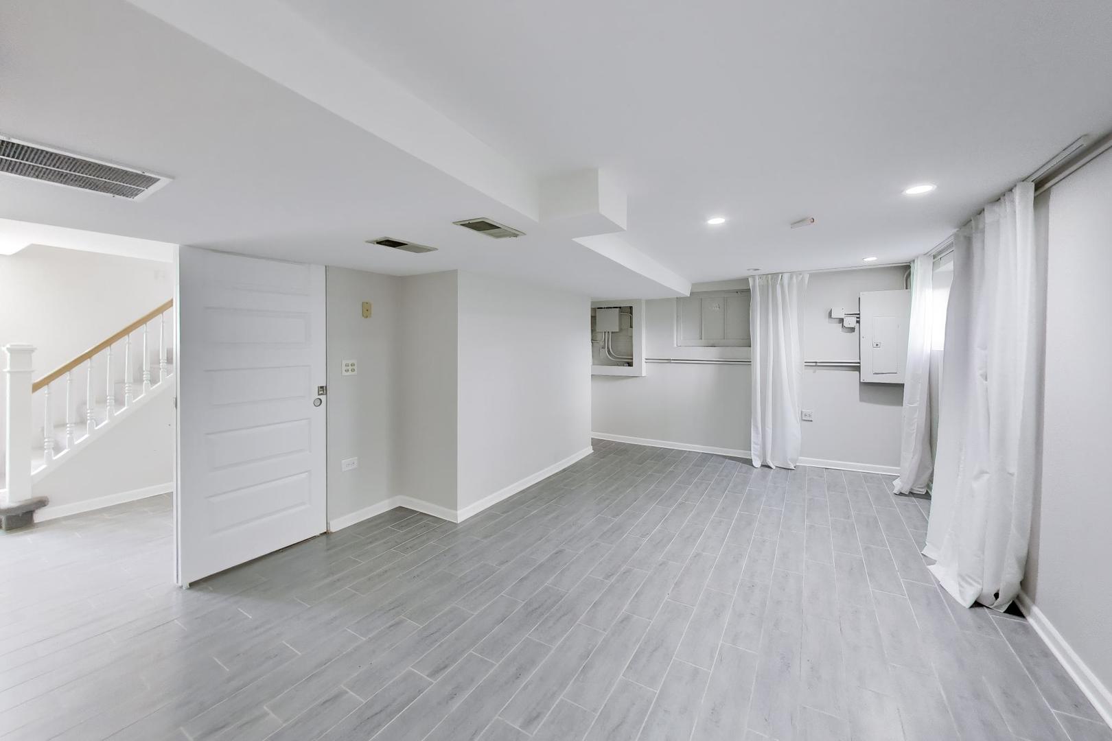 1820 S Ashland Avenue Property Photo 38