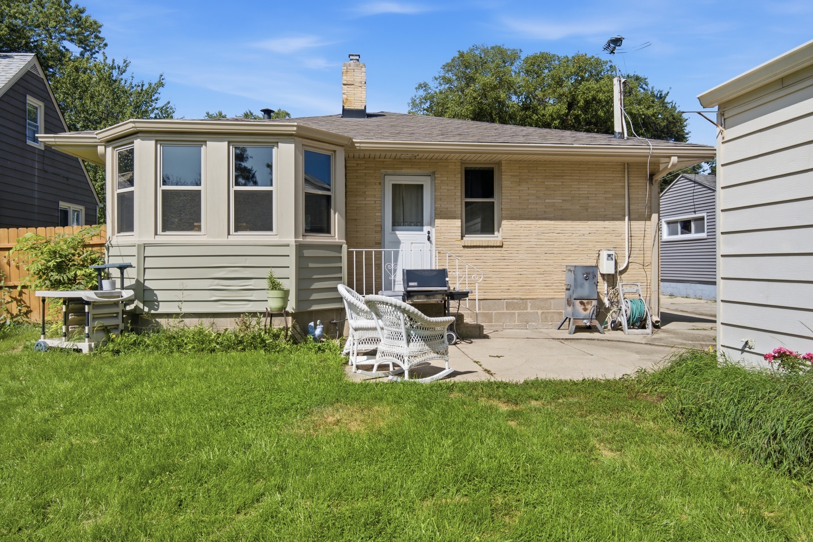 121 S Commonwealth Avenue Property Photo 37