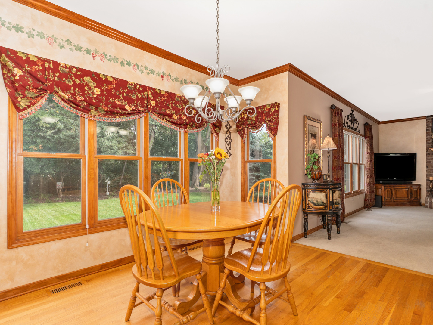 707 Evergreen Lane Property Photo 14