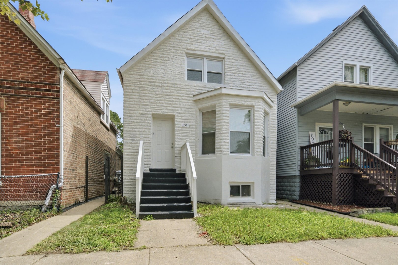 8731 S Carpenter Street Property Photo 1