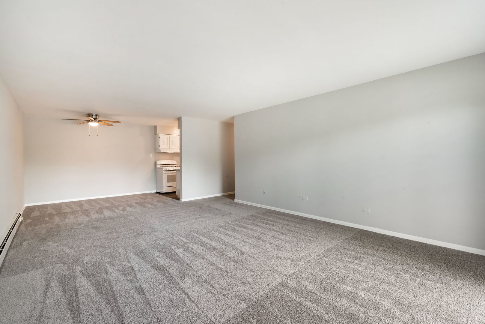 1198 Royal Glen Drive 101-e Property Photo 9