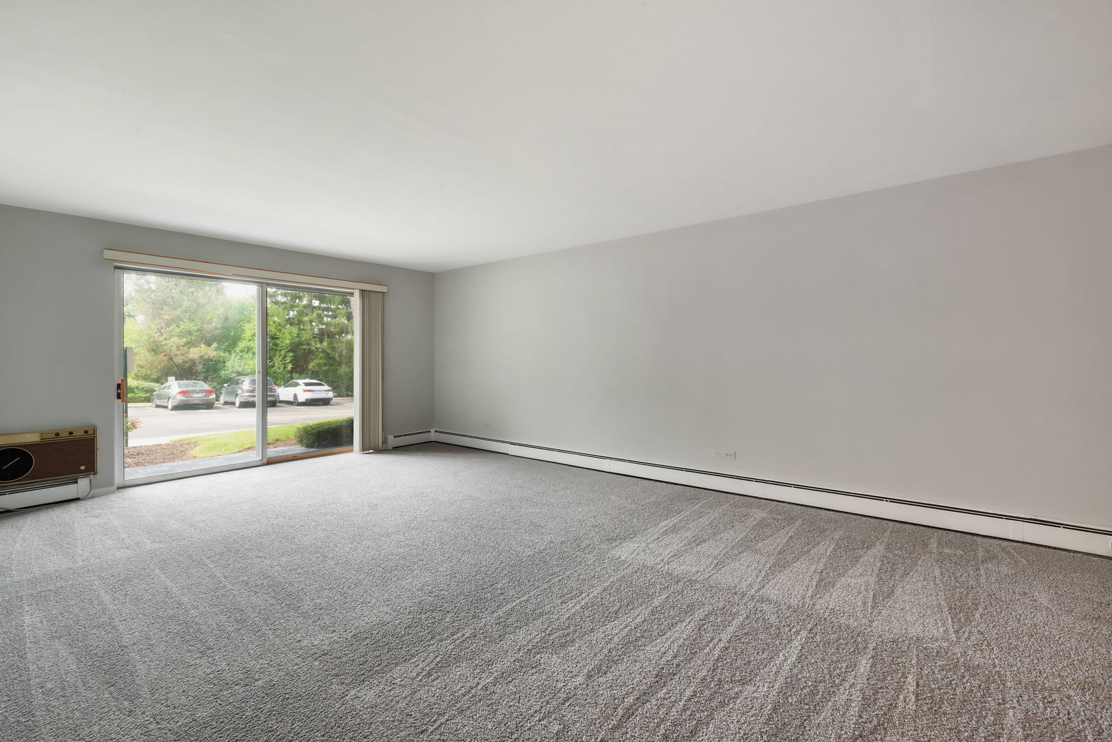 1198 Royal Glen Drive 101-e Property Photo 12