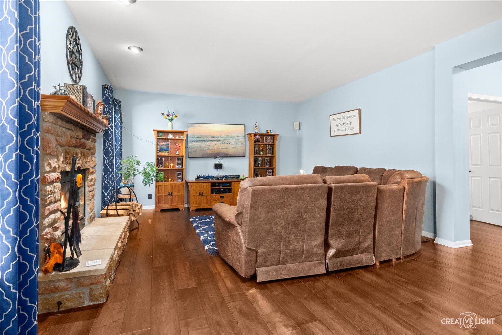 1164 Dorr Drive Property Photo 12
