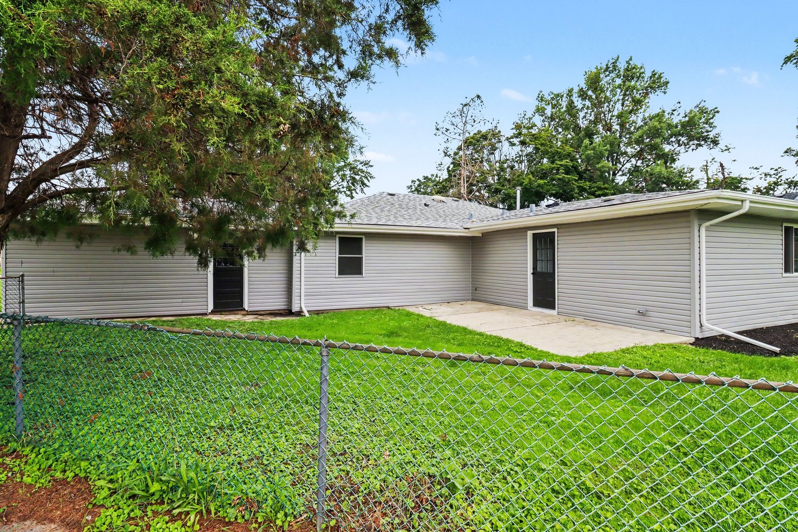 14601 Hamlin Avenue Property Photo 19
