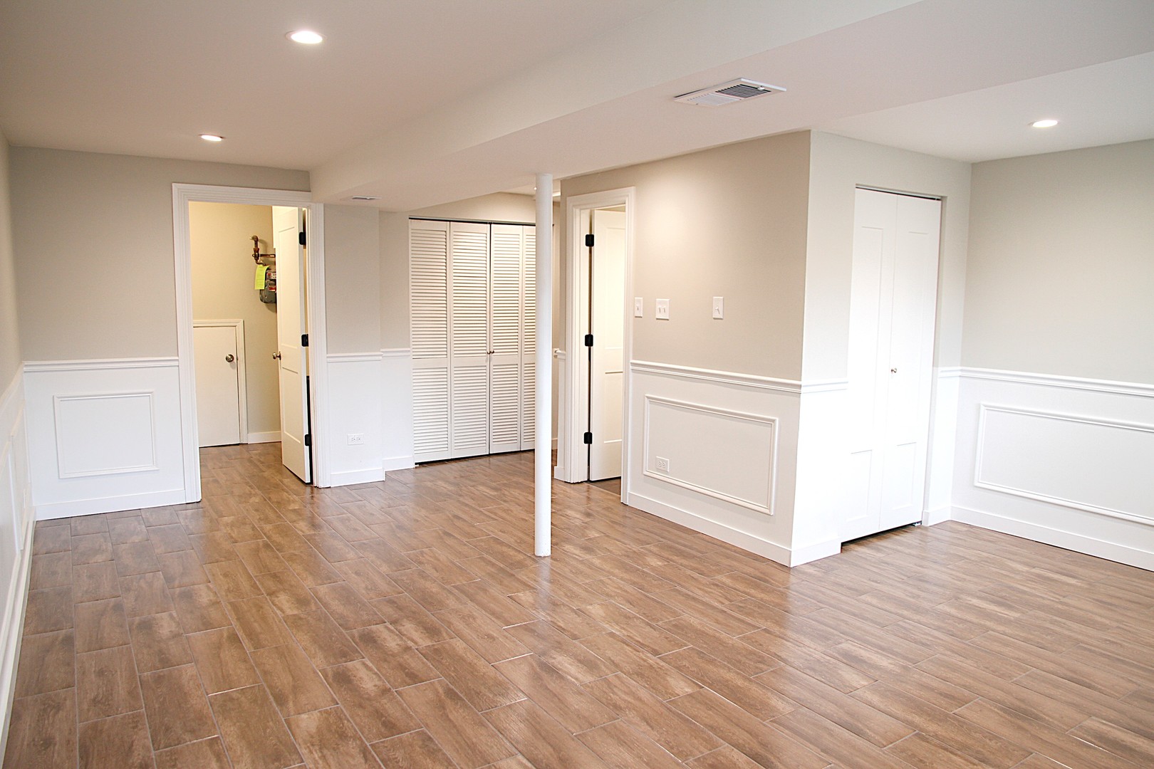 9042 S Emerald Avenue Property Photo 33