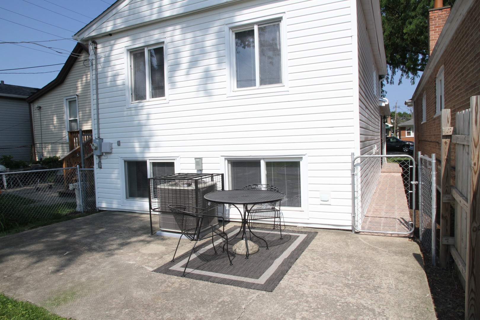9042 S Emerald Avenue Property Photo 35