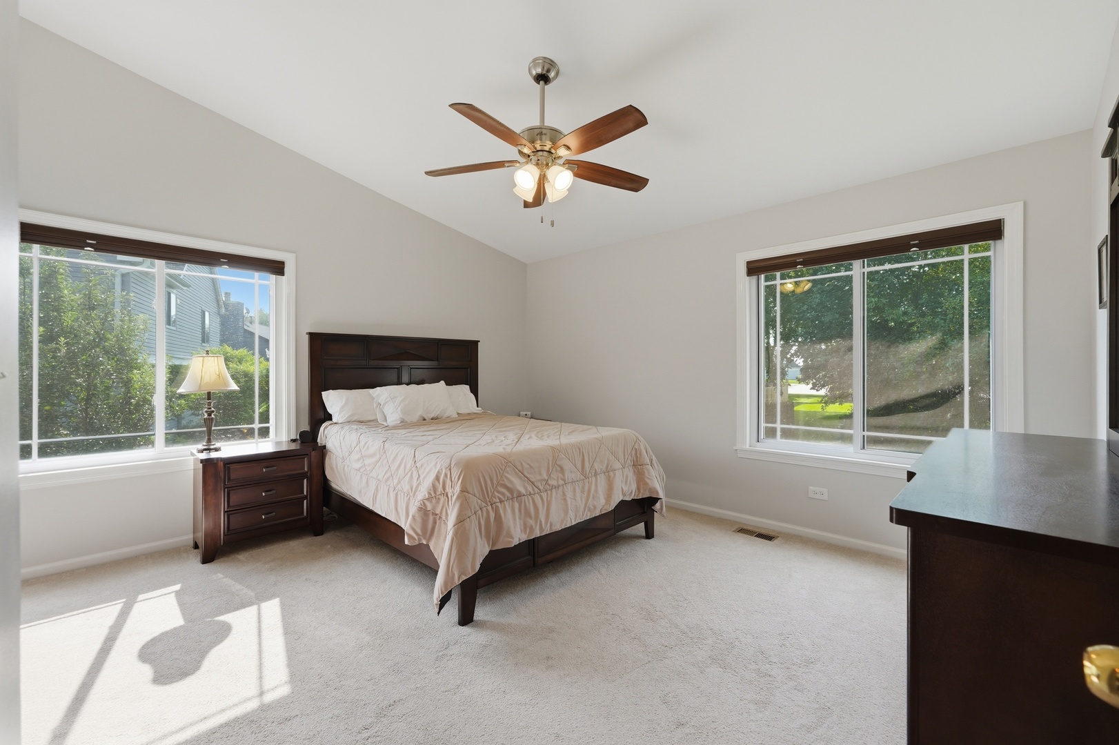 413 Harbor Drive Property Photo 11