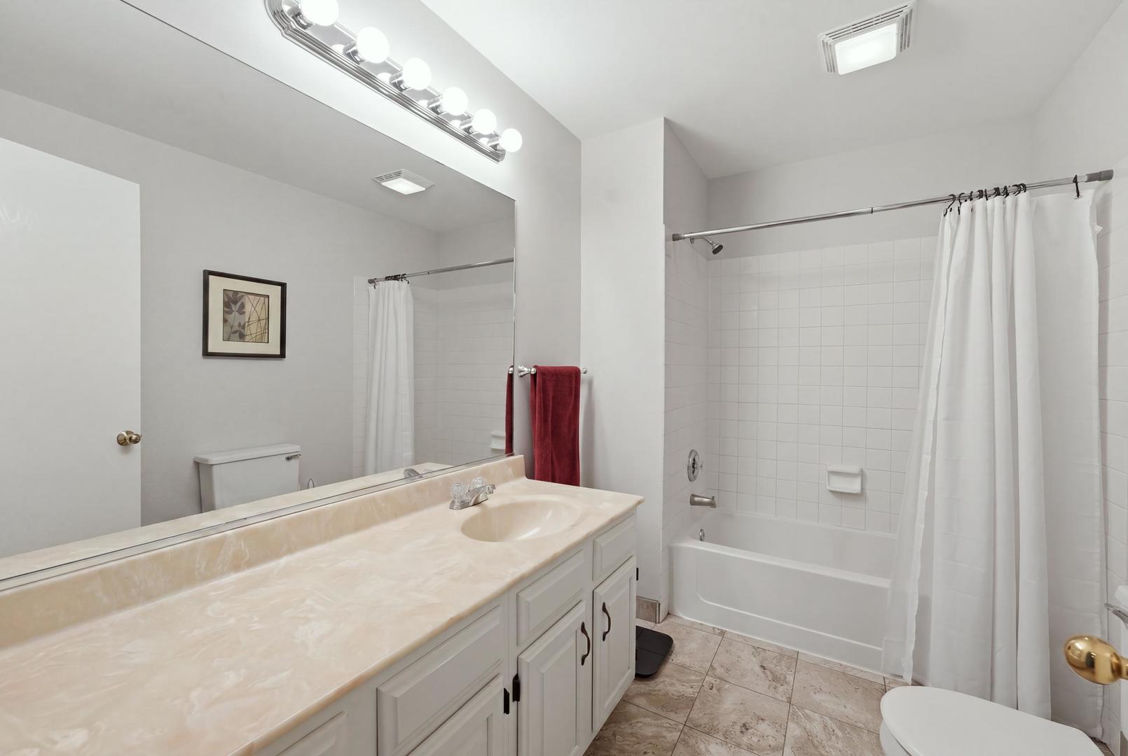 413 Harbor Drive Property Photo 16