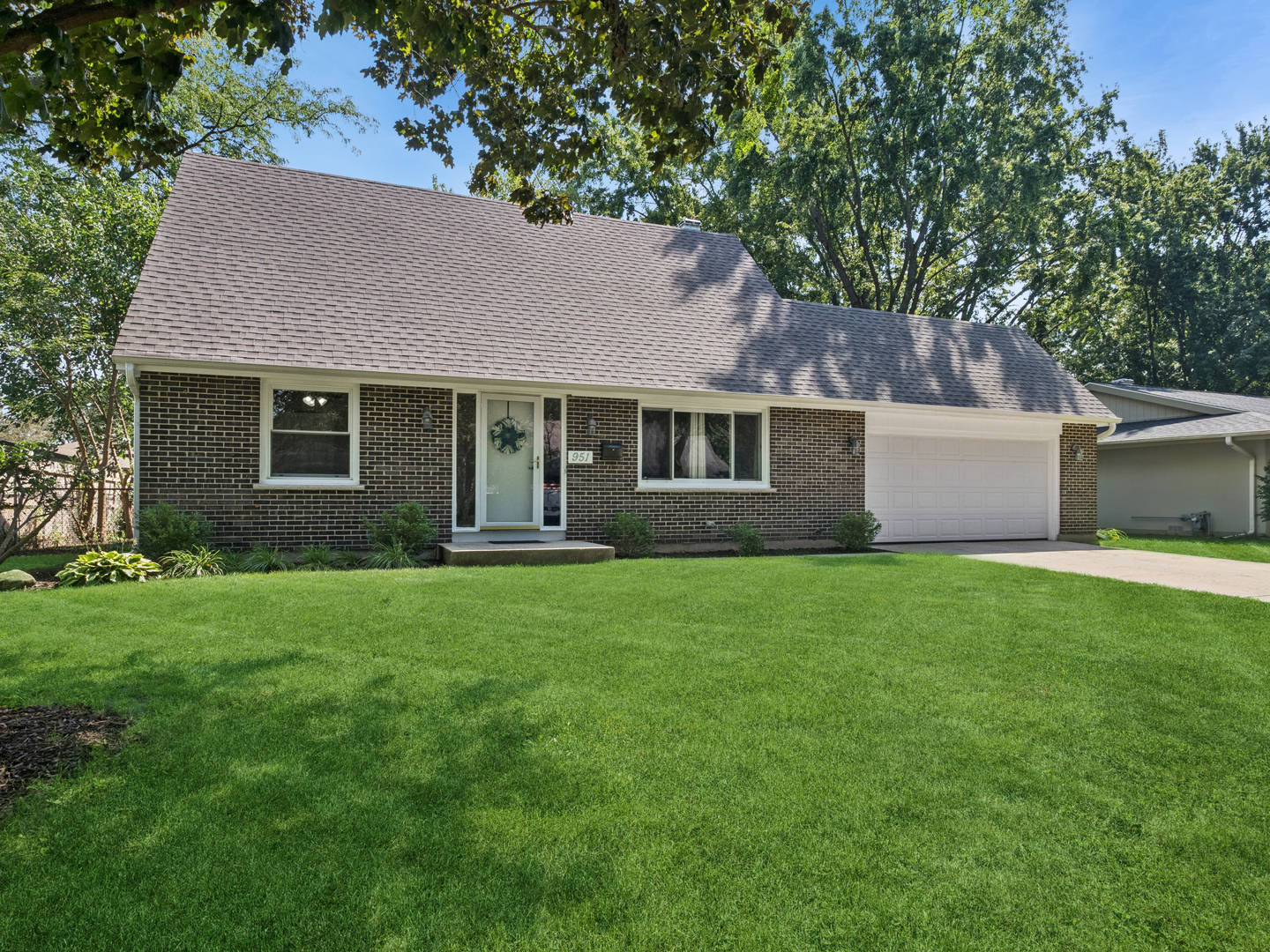951 Denton Court Property Photo 1