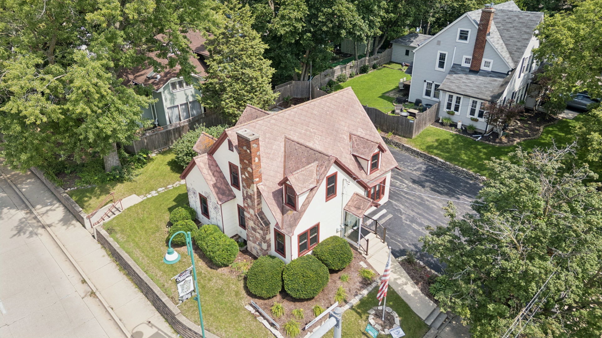 6 E Washington Street Property Photo 16