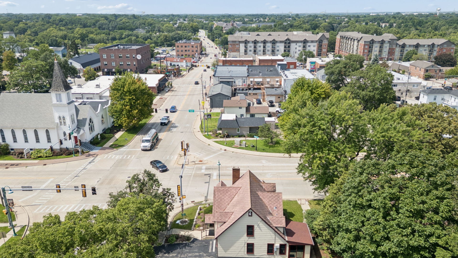 6 E Washington Street Property Photo 19