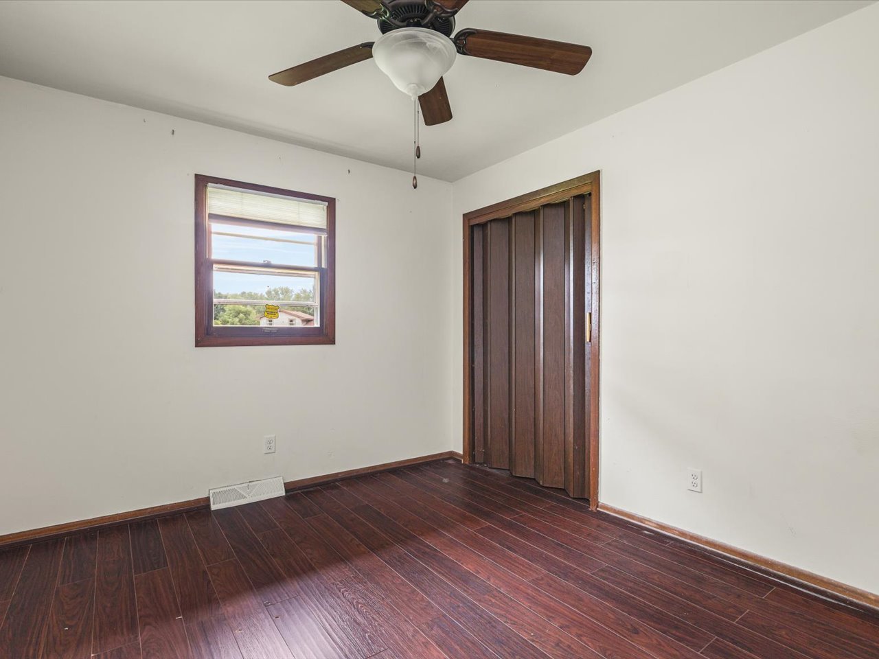 3919 Falling Leaf Drive Property Photo 17