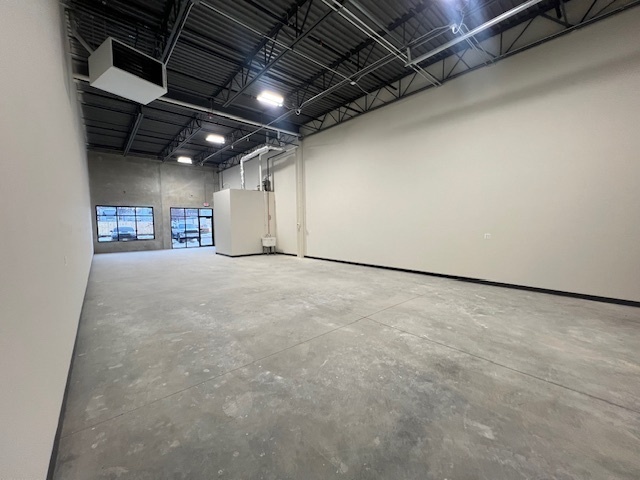 135 Erick Street F Property Photo 4