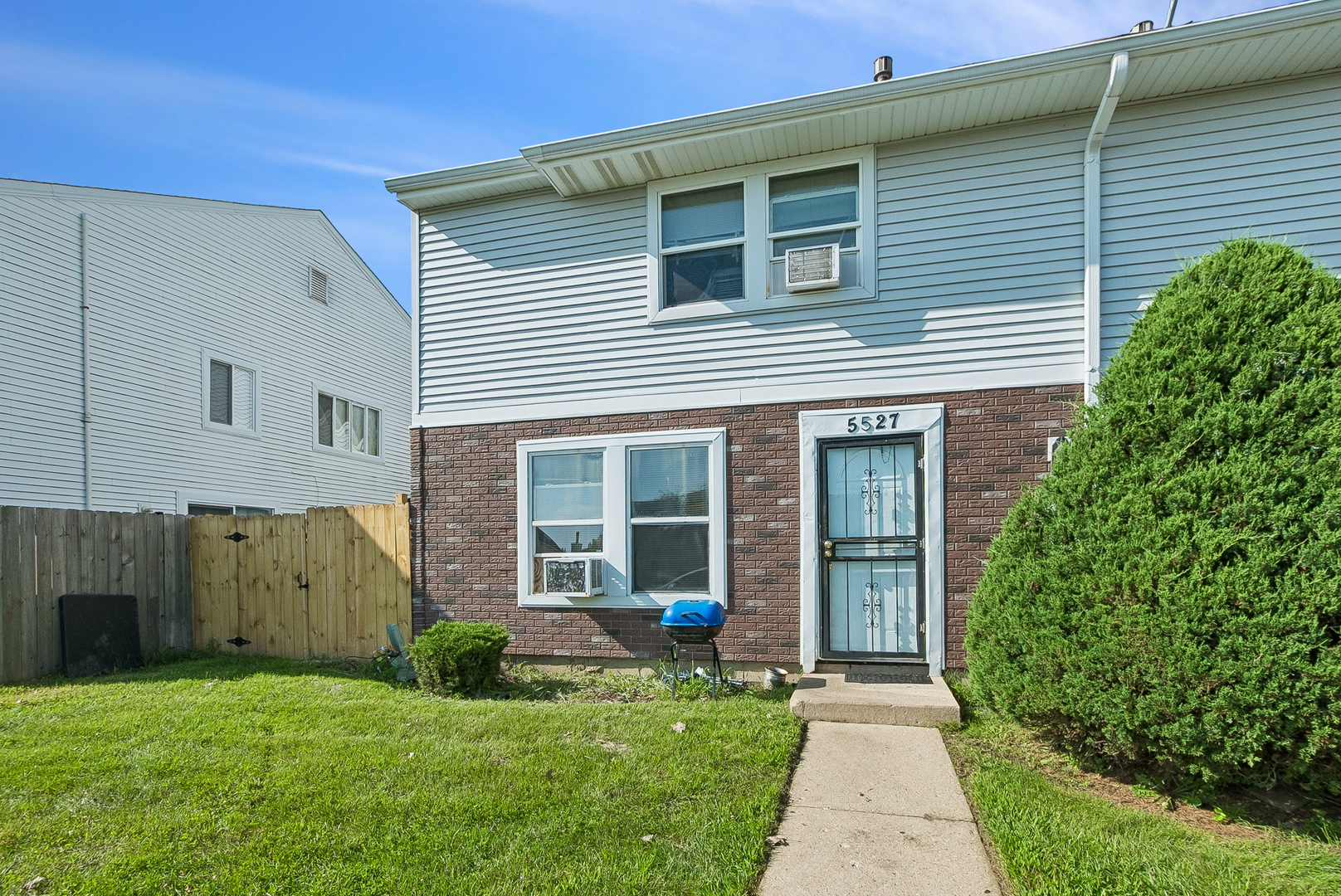 5527 Allemong Drive Property Photo 2