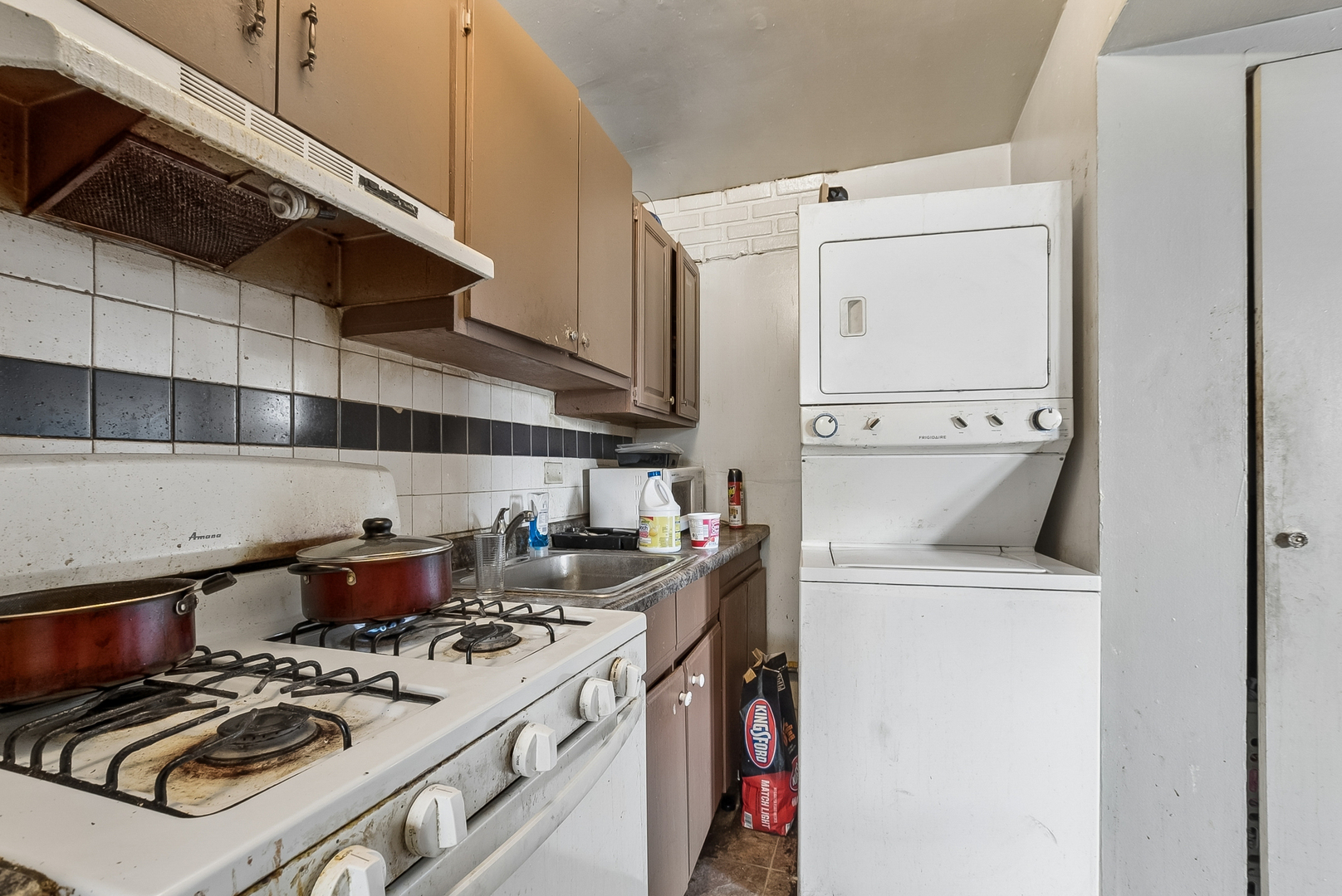 5527 Allemong Drive Property Photo 9