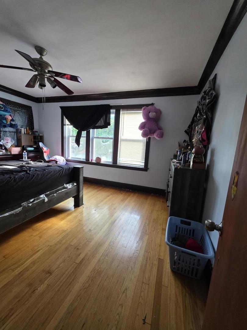 1543 N Avers Avenue Property Photo 12