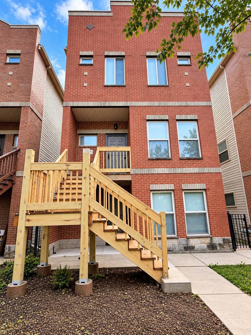 12738233 Property Photo 1