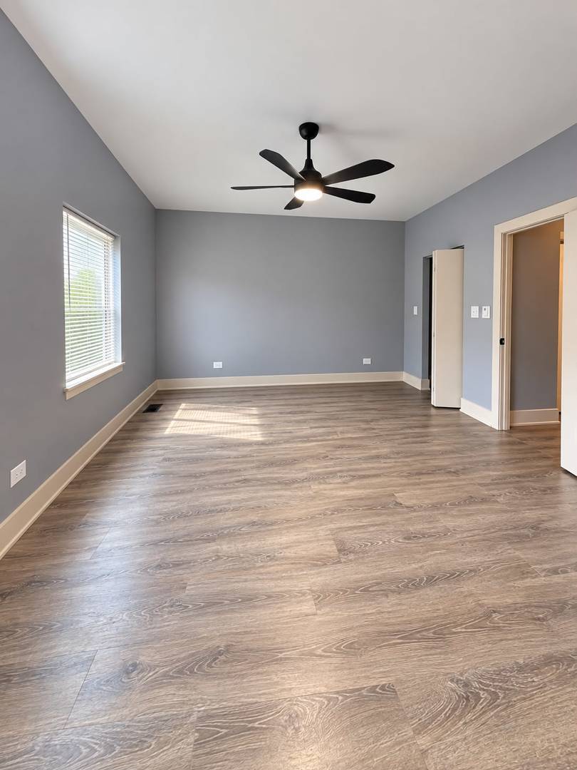 12738233 Property Photo 3