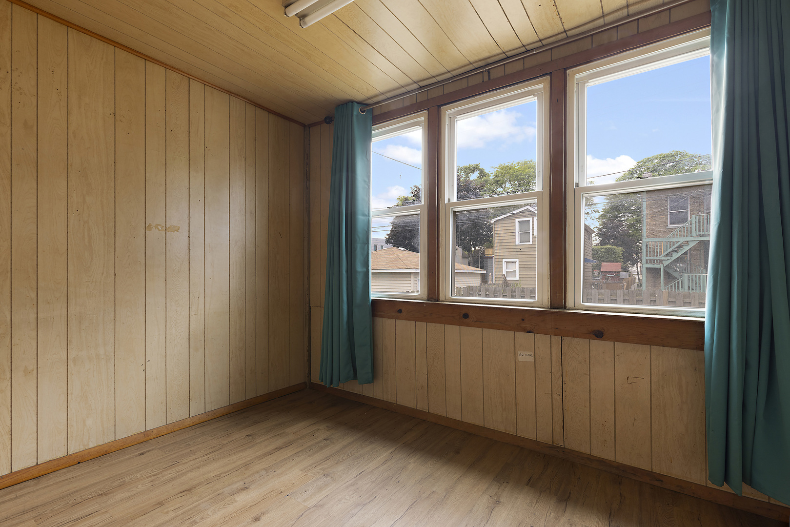 917 S Harlem Avenue Property Photo 18