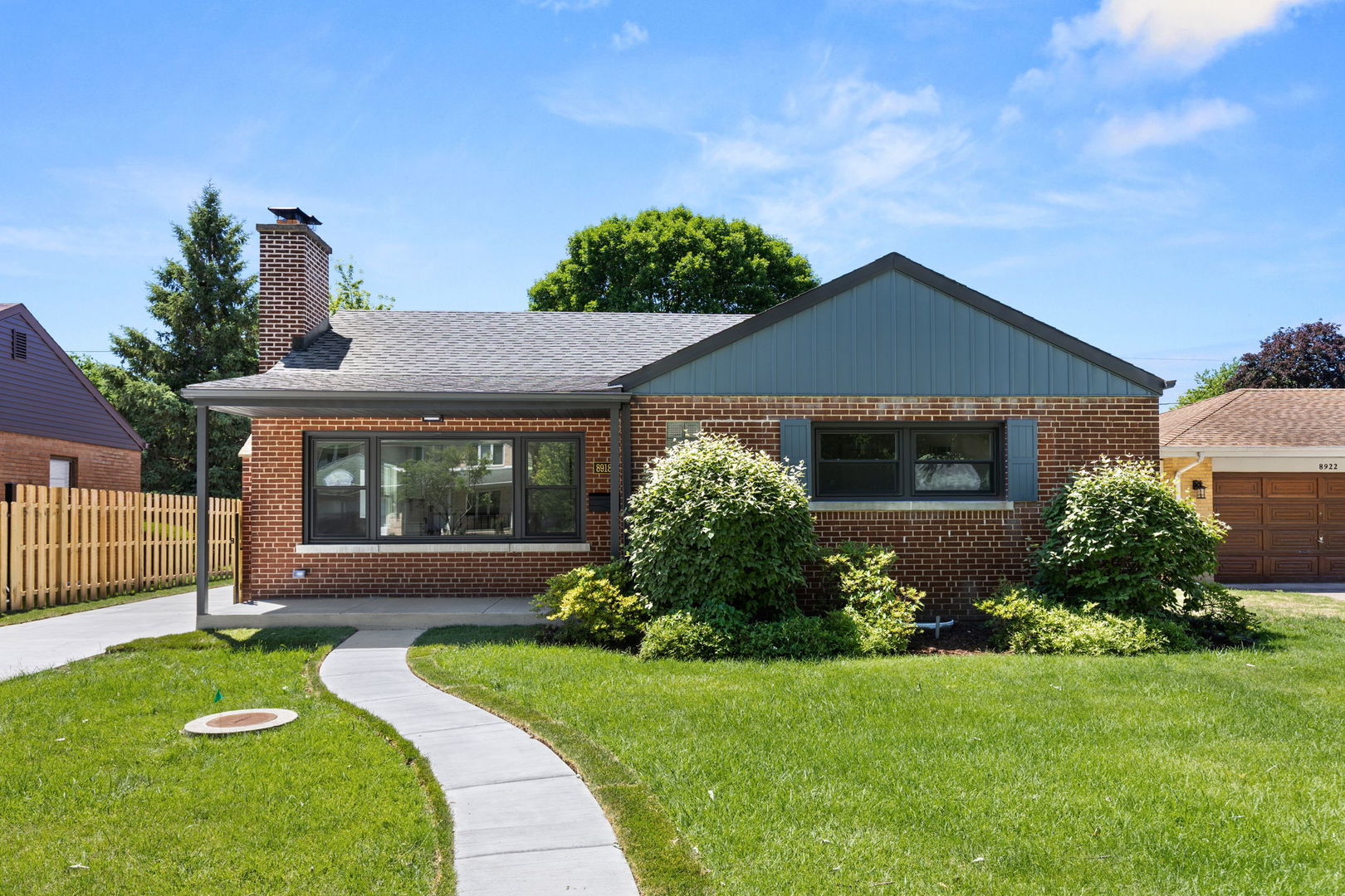 8918 Parkside Avenue Property Photo 1