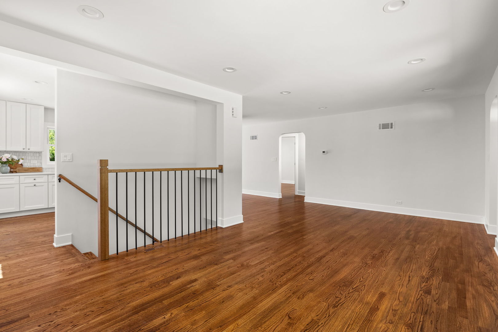 8918 Parkside Avenue Property Photo 4