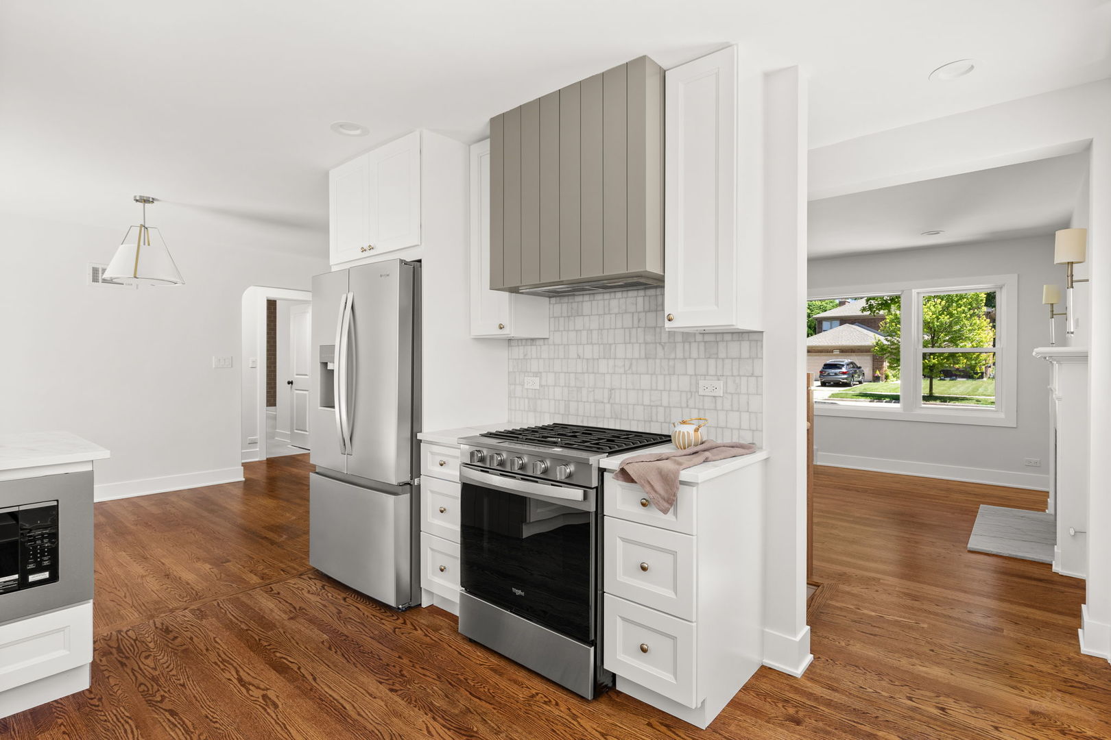 8918 Parkside Avenue Property Photo 12
