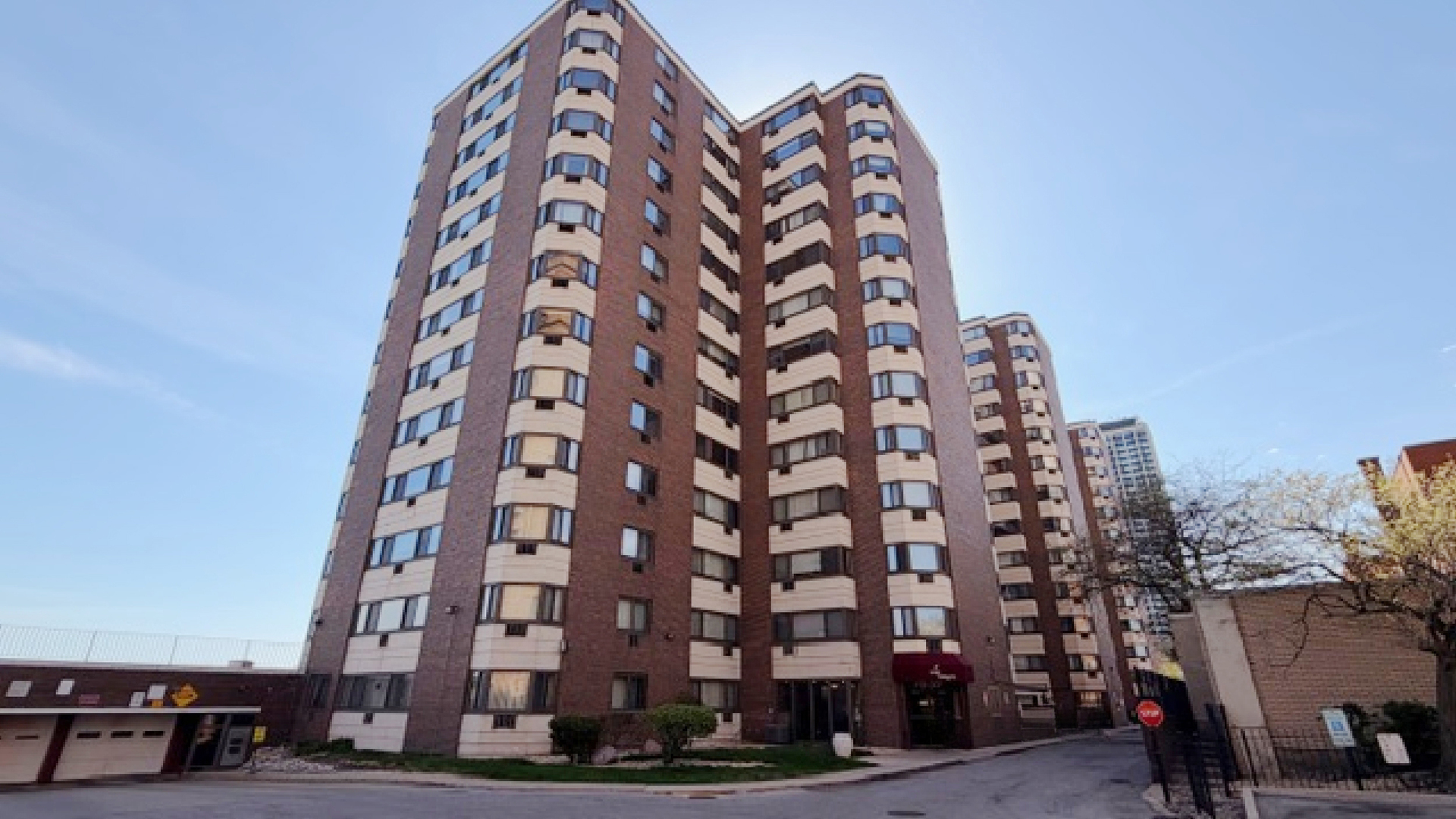 7337 S South Shore Drive 1112 Property Photo 1