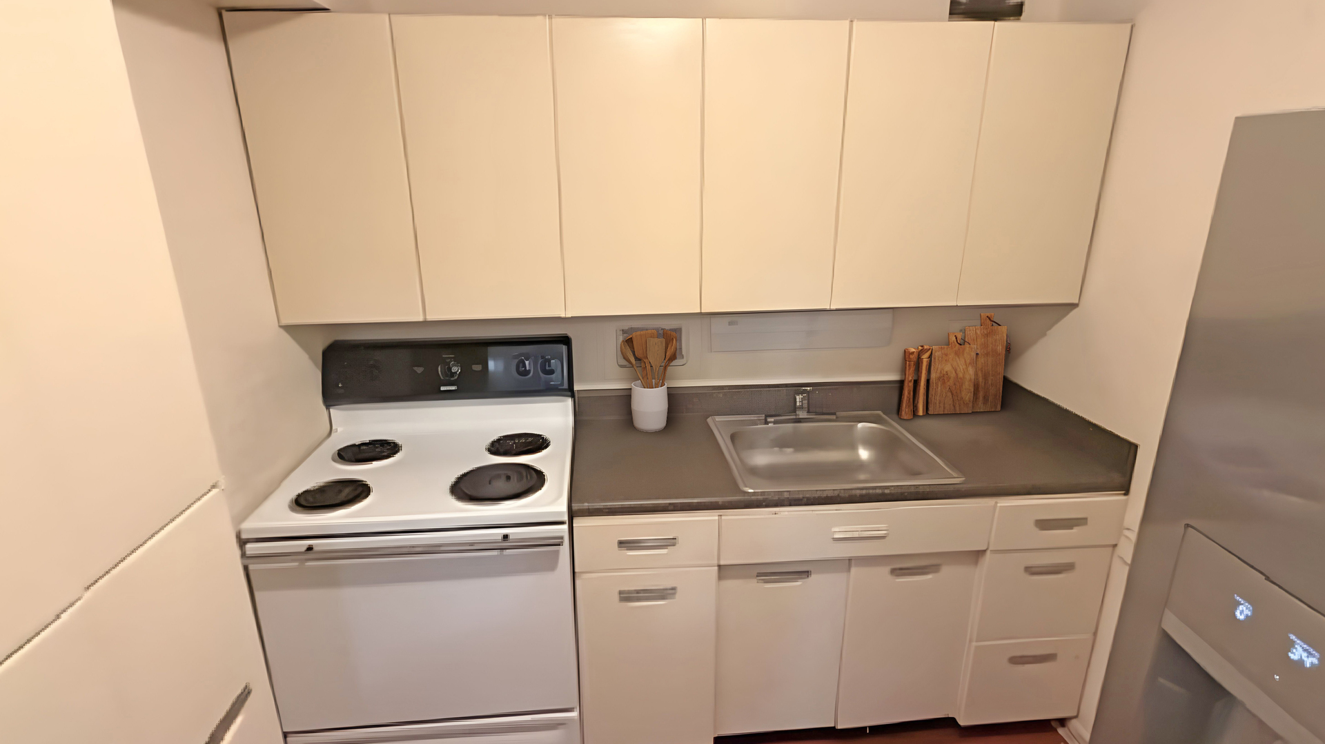 7337 S South Shore Drive 1112 Property Photo 10