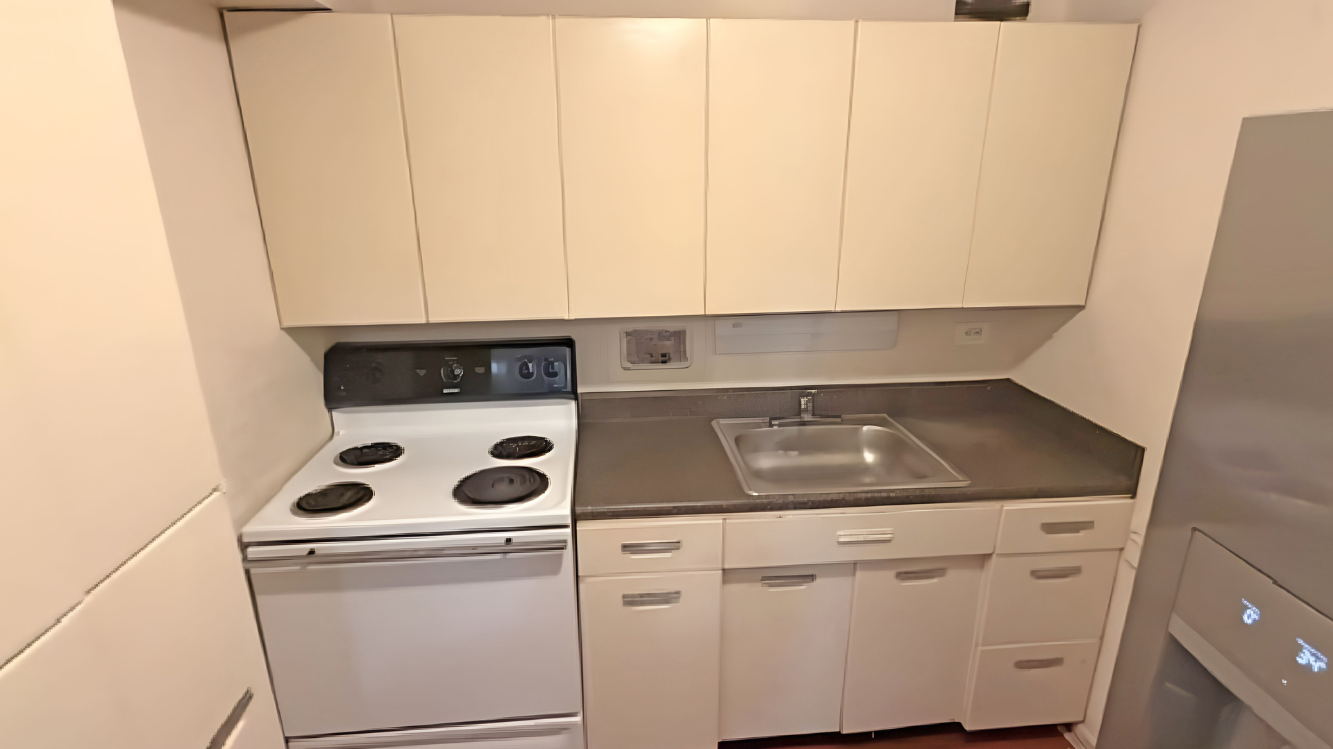 7337 S South Shore Drive 1112 Property Photo 11