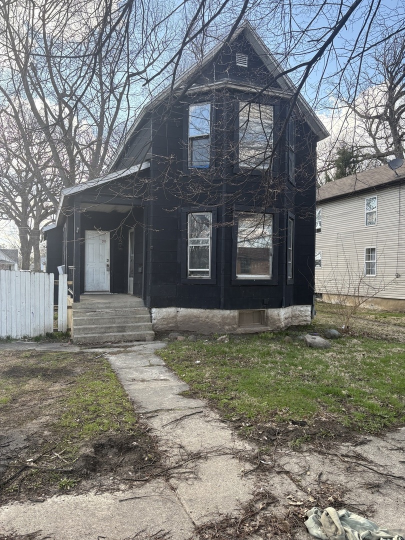 337 N 6th Avenue Property Photo 1