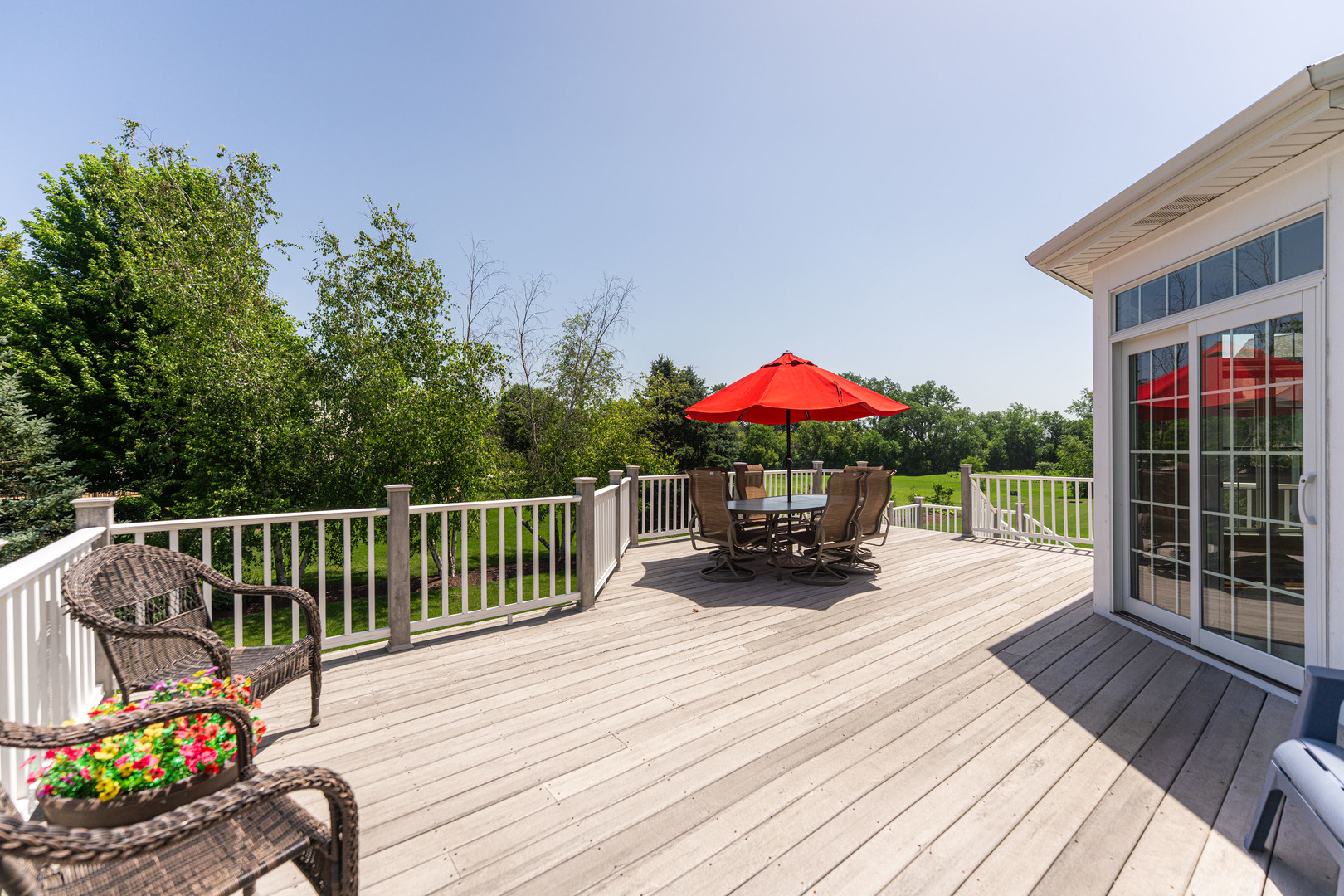 910 Freedom Circle Property Photo 41
